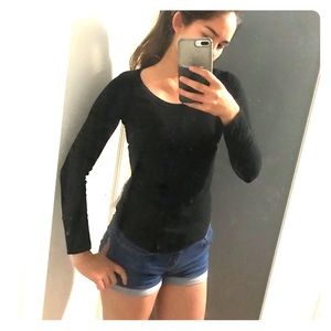 Classic long sleeve black t-shirt